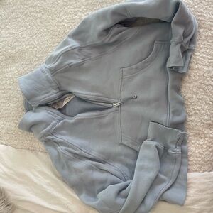 lululemon athletica light blue scuba